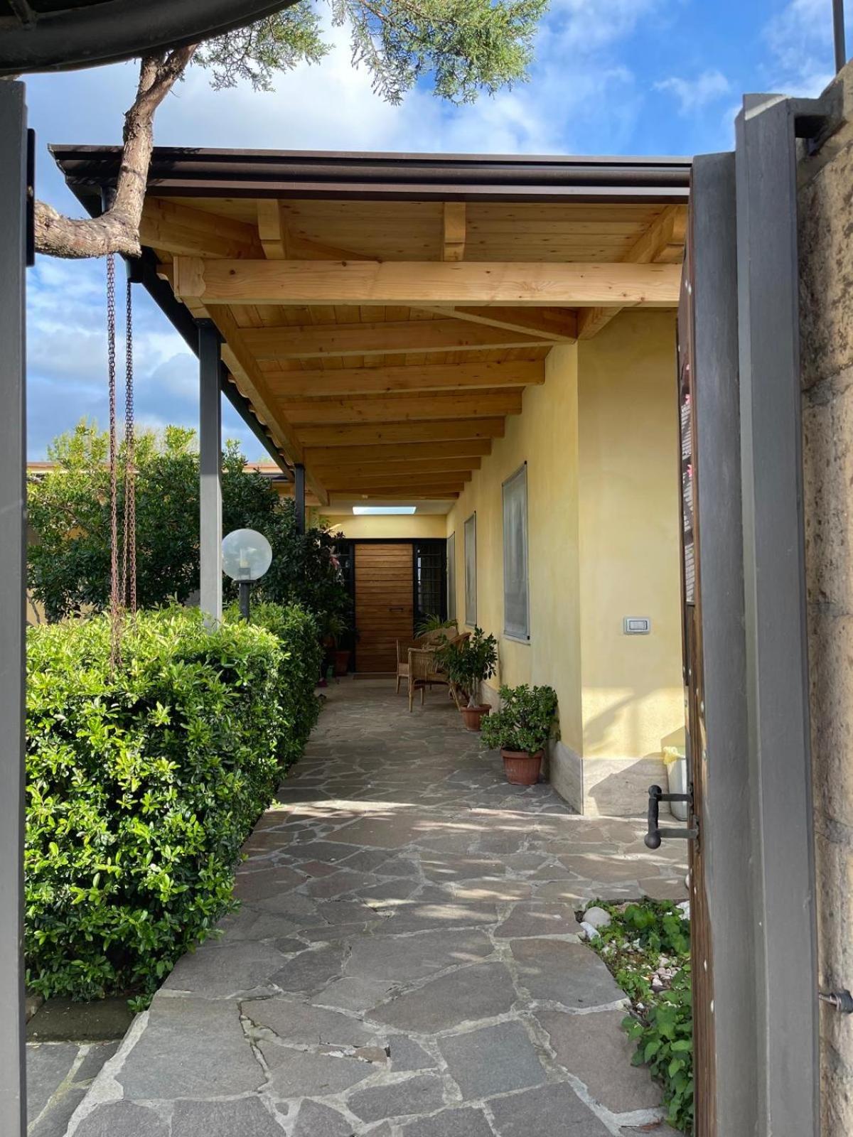 La Casa Di Clelia Villa เชโกลา ภายนอก รูปภาพ